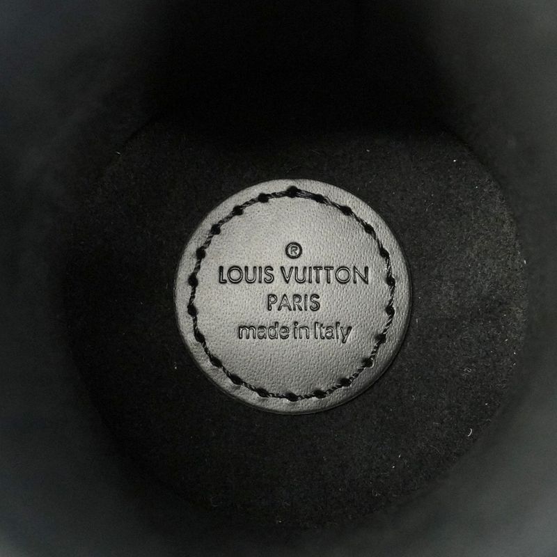 Louis Vuitton Travel Case Monogram Eclipse Fragrance Bottle Case 200ml Ls0208