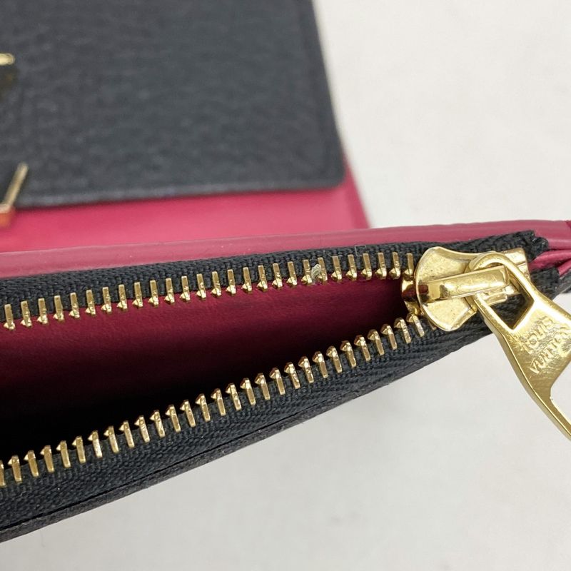 Louis Vuitton Trifold Wallet Taurillon Portefeuille Capucines Compact M62157