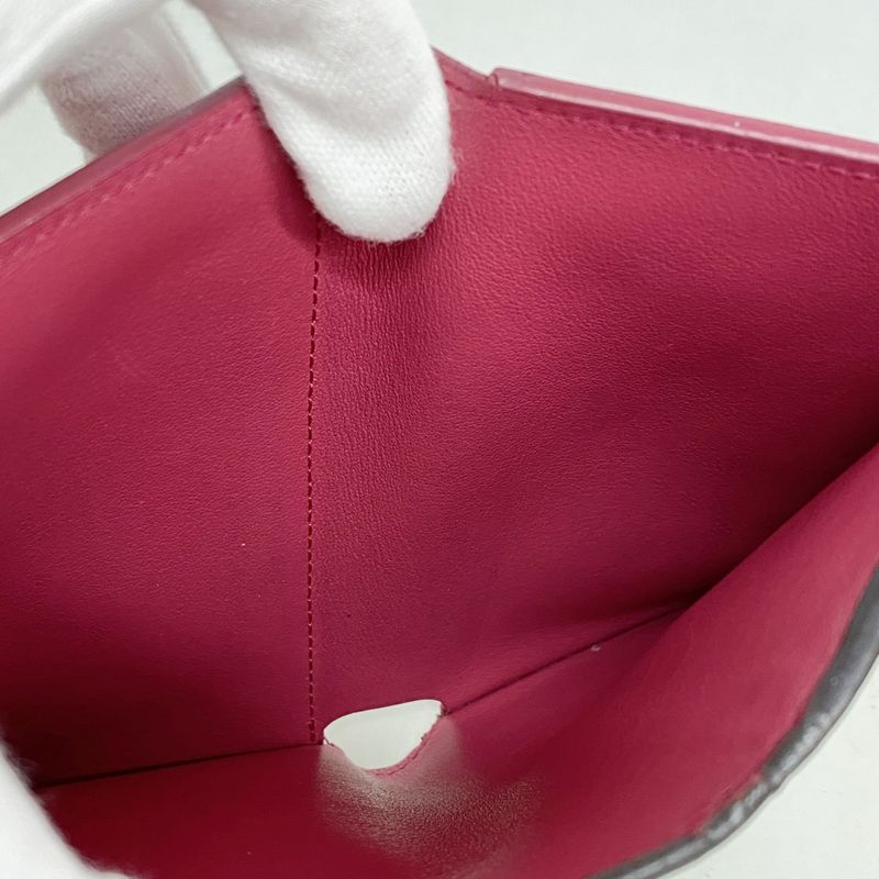 Louis Vuitton Trifold Wallet Taurillon Portefeuille Capucines Compact M62157