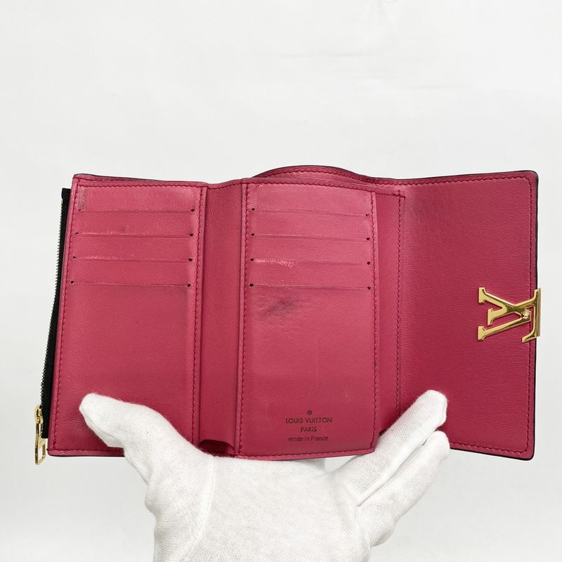 Louis Vuitton Trifold Wallet Taurillon Portefeuille Capucines Compact M62157