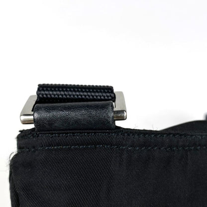 Prada Logo Plate Shoulder Bag Crossbody Mini Shoulder Bag Nylon Nero (Black)