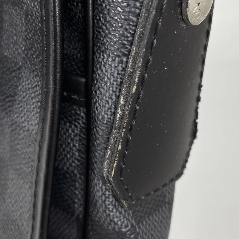 Louis Vuitton Daniel MM Messenger Bag Shoulder Bag Damier Graphite Black N58029