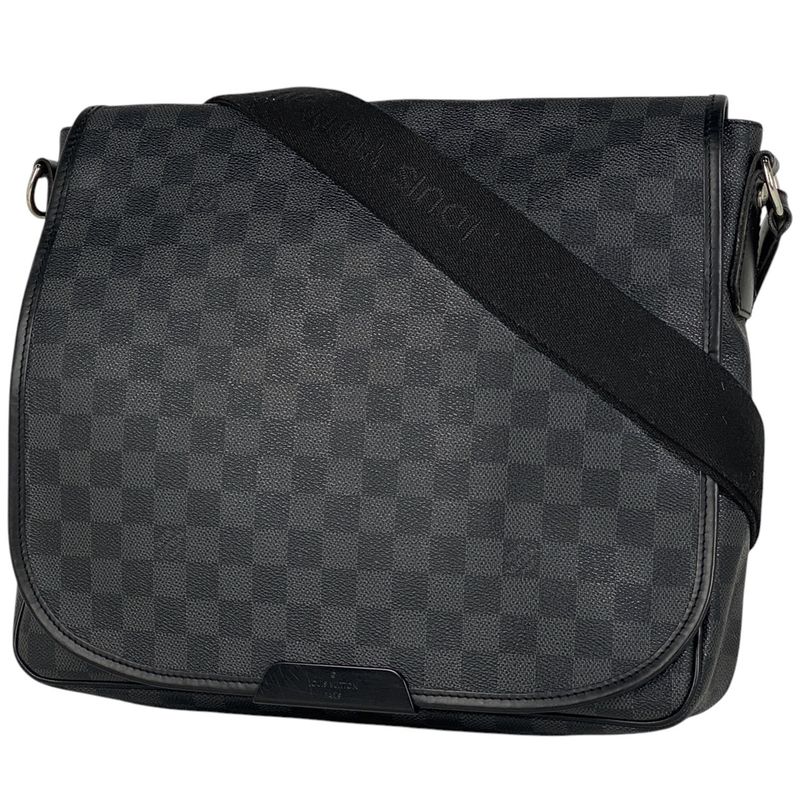 Louis Vuitton Daniel MM Messenger Bag Shoulder Bag Damier Graphite Black N58029