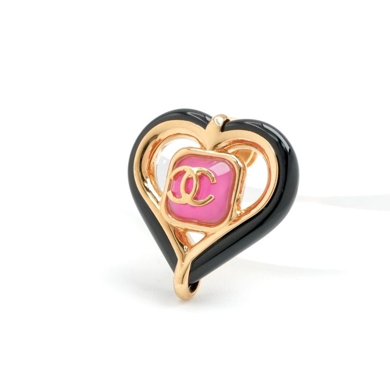 Chanel Brooch Corsage Gold Pink Black Pin Brooch Heart Here Mark