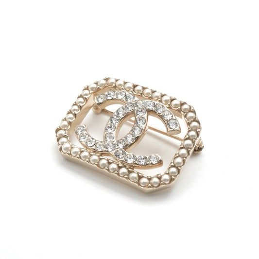 Chanel Brooch Corsage Gold Here Mark Rhinestone Pearl