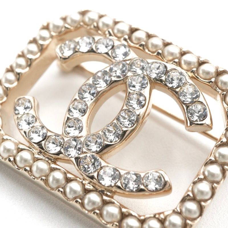 Chanel Brooch Corsage Gold Here Mark Rhinestone Pearl