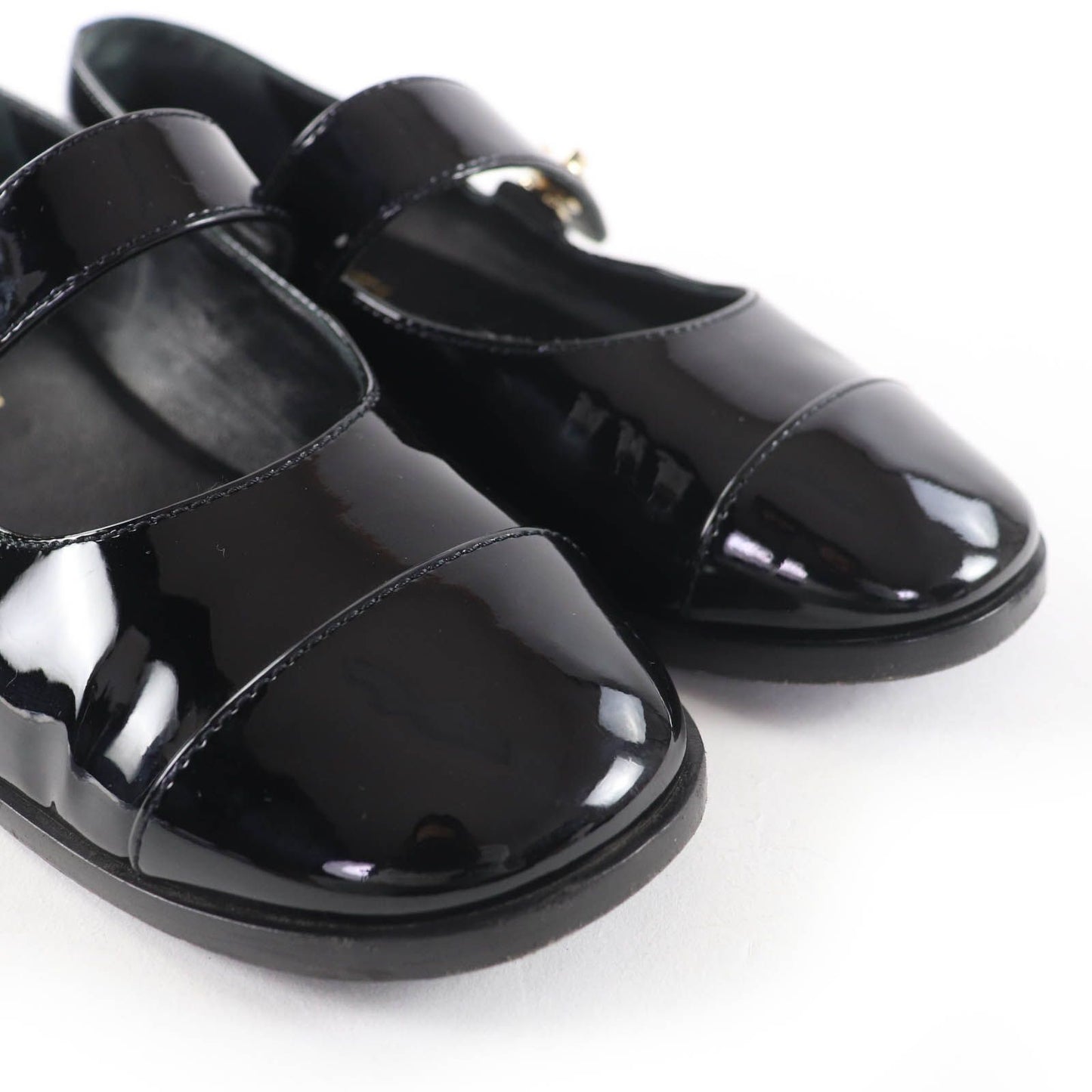 Excellent Condition Chanel G45280 Mary Jane Coco Mark Turnlock Patent