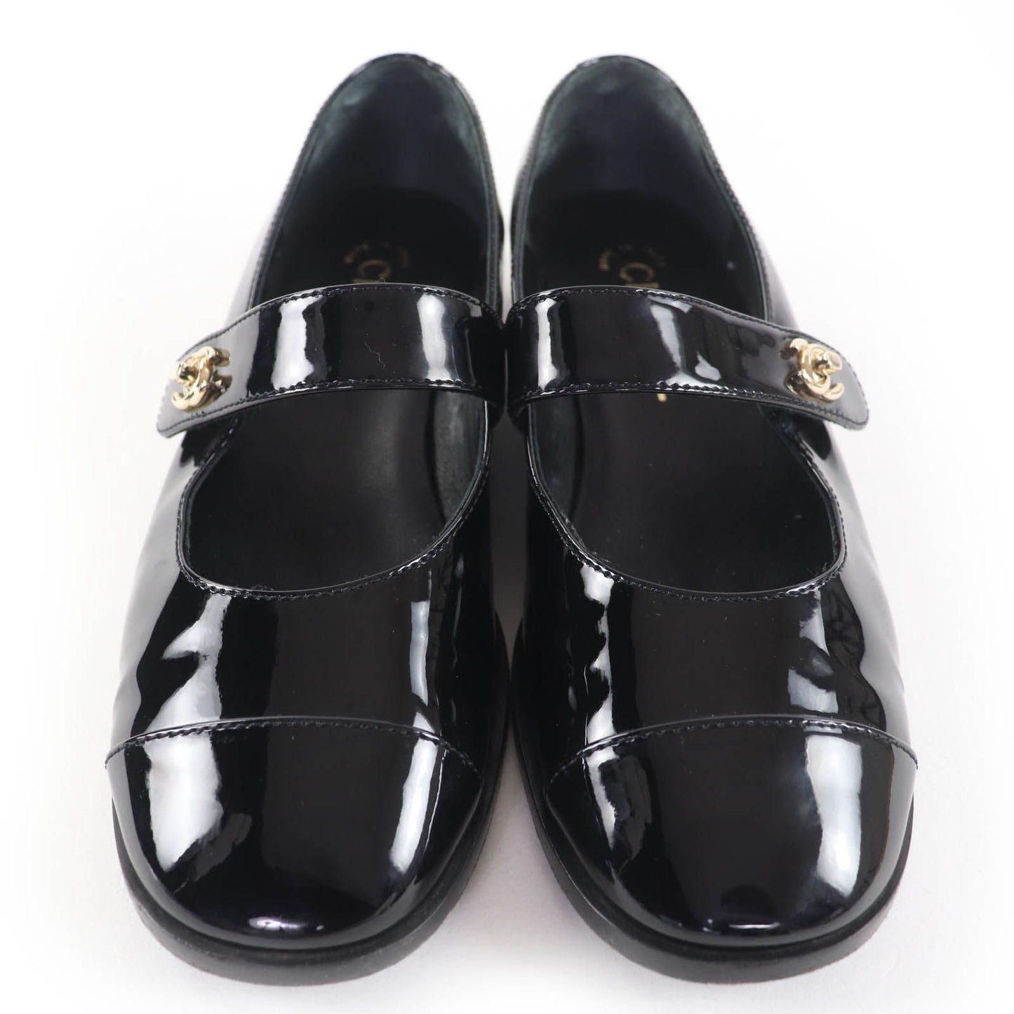 Excellent Condition Chanel G45280 Mary Jane Coco Mark Turnlock Patent