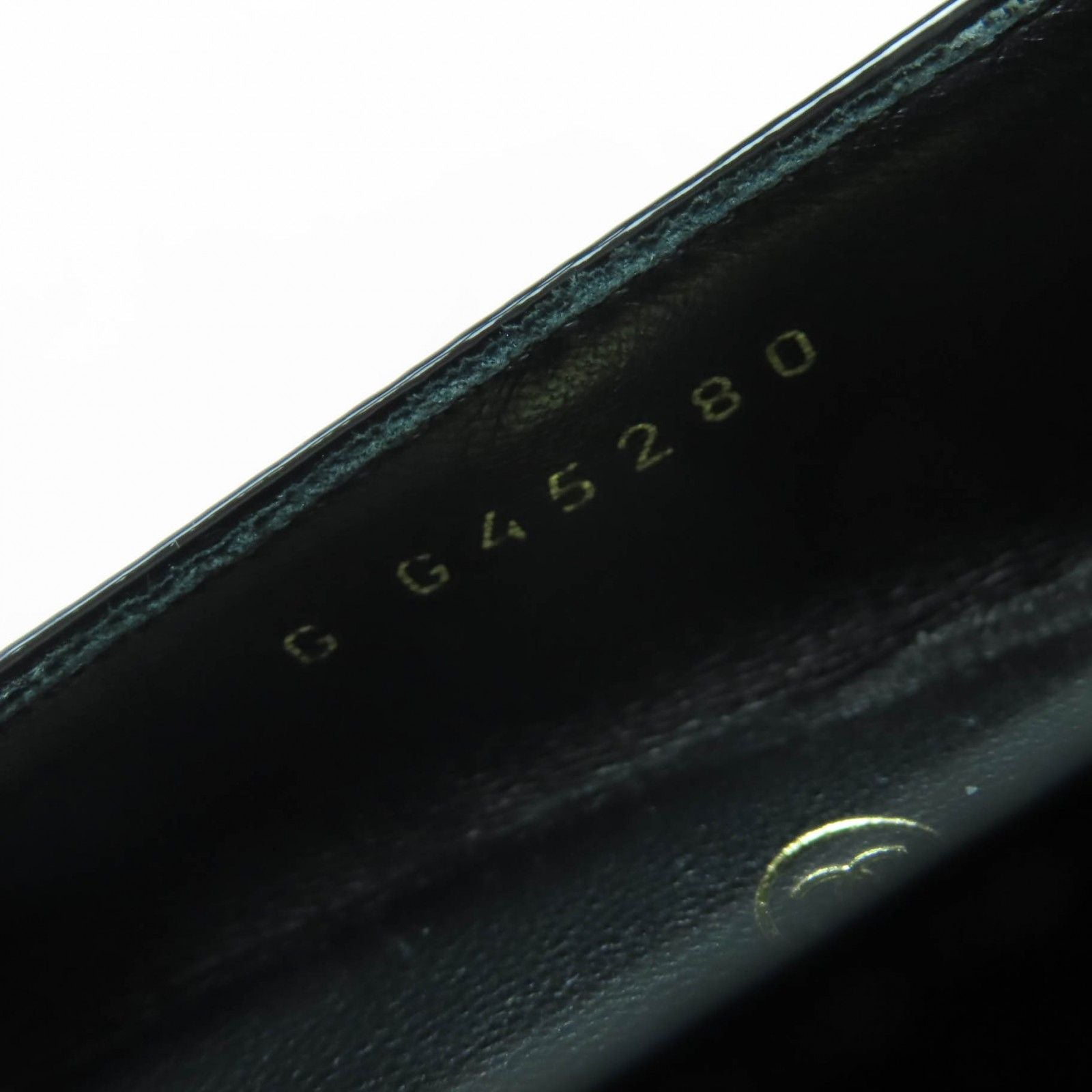 Excellent Condition Chanel G45280 Mary Jane Coco Mark Turnlock Patent