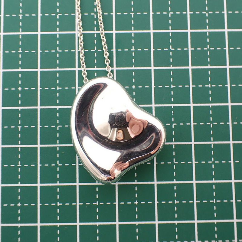 Tiffany & Co 925 Full Heart Pendant Necklace j107-2
