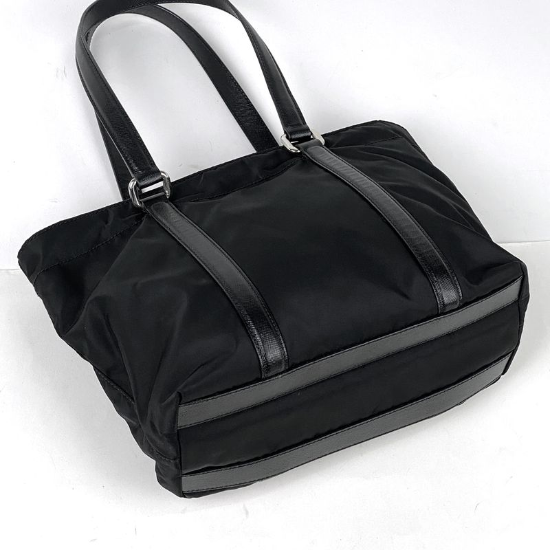 Prada Logo Plate Tote Shoulder Bag Tote Bag Nylon Nero (Black) Women