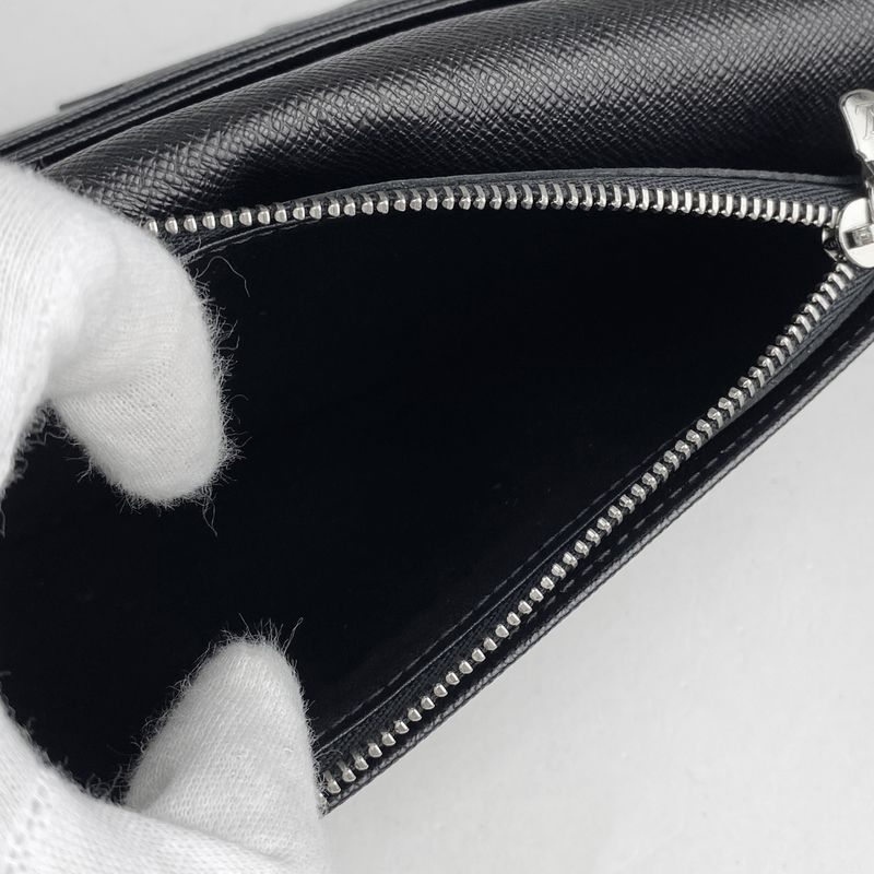 Louis Vuitton Portefeuille Brazza Billfold Wallet with Coin Purse Damier