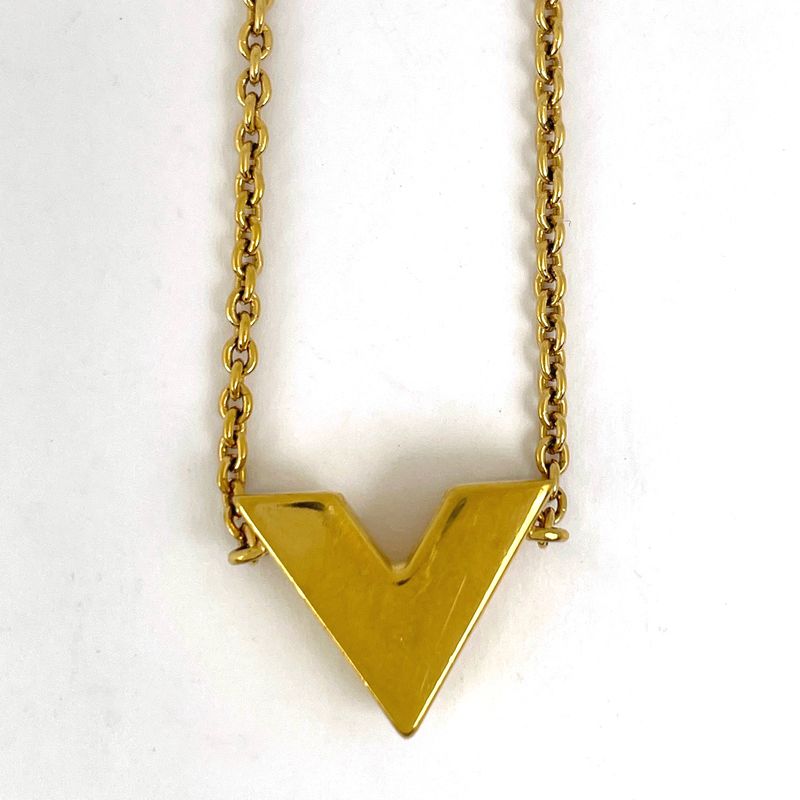 Louis Vuitton Escential V Bracelet Logo Bangle Chain Bracelet GP Gold Ladies