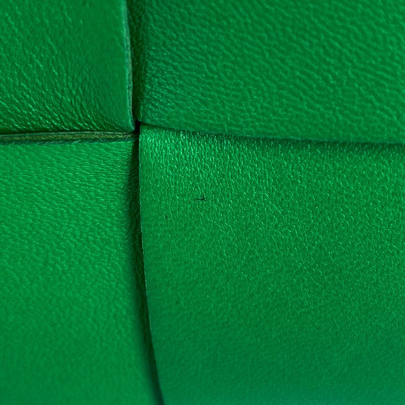 Bottega Veneta Veneta Cassette Shoulder Bag Mini Bag Maxi Intrecciato Shoulder