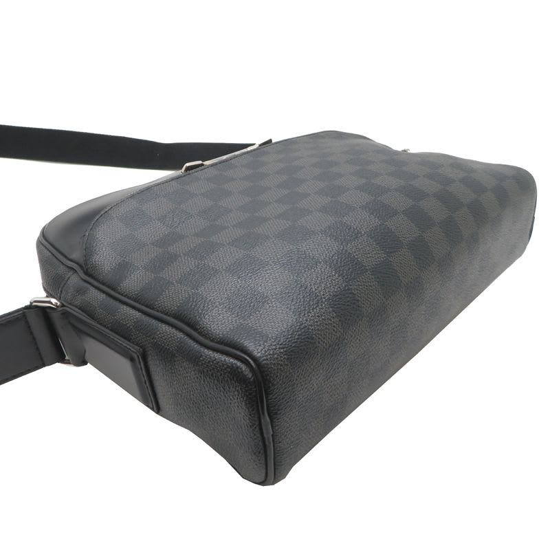 Louis Vuitton Shoulder Bag