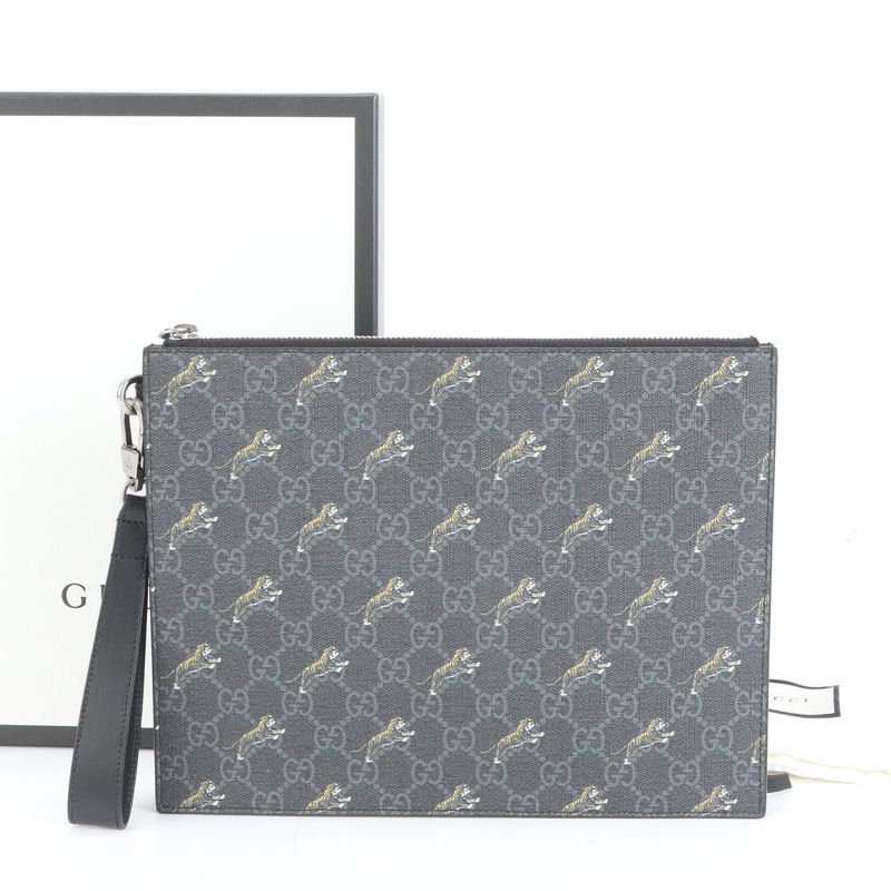 Unused Gucci GG Supreme Taiga Print 575136 Leather Second Bag Clutch Black