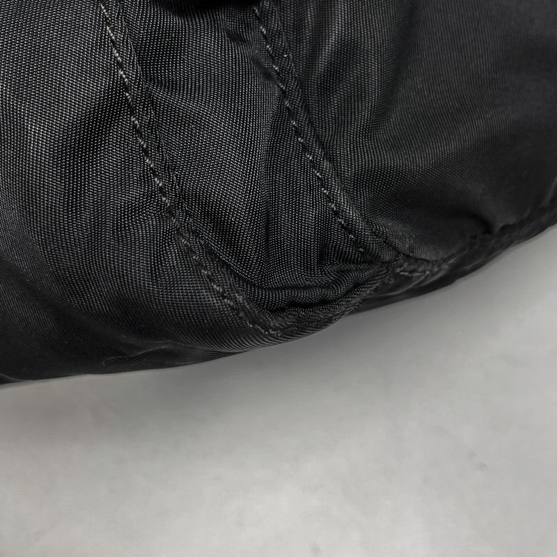 Prada Logo Plate Shoulder Bag Crossbody Shoulder Bag Nylon Nero (Black) Women