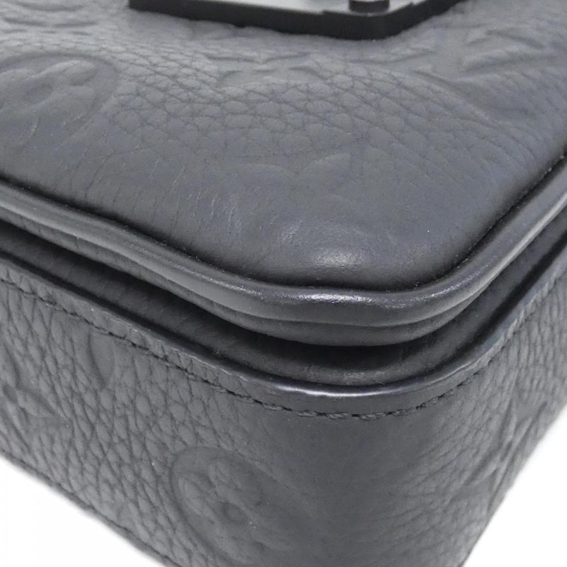 Louis Vuitton Taurillon Monogram S-Lock Vertical Wearable Wallet M81524