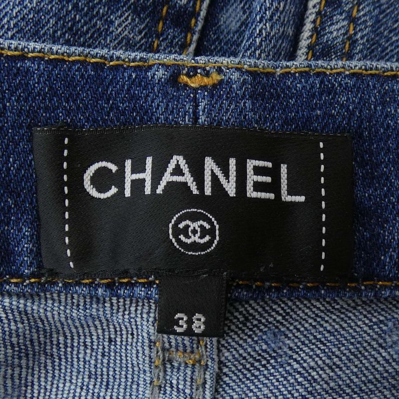 Chanel P74514v66064 Jeans