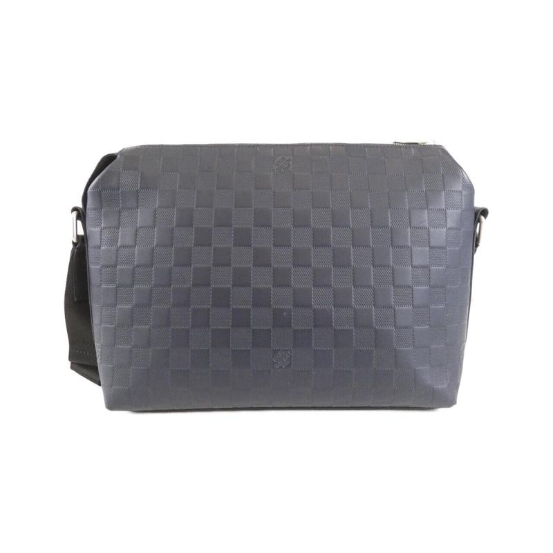 Louis Vuitton Damier Infini Discovery Messenger PM N42415 Shoulder Bag