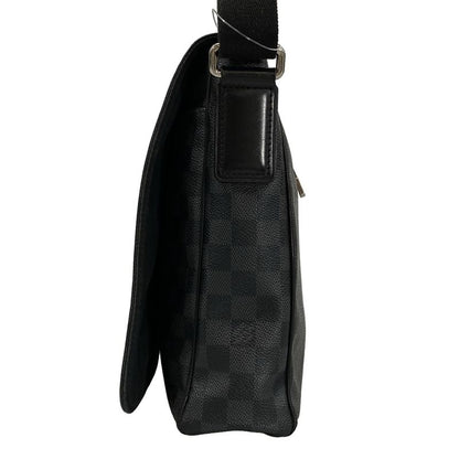 Louis Vuitton Shoulder Bag Damier Graphite Daniel MM N58029