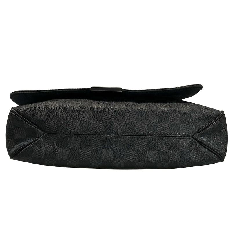 Louis Vuitton Shoulder Bag Damier Graphite Daniel MM N58029