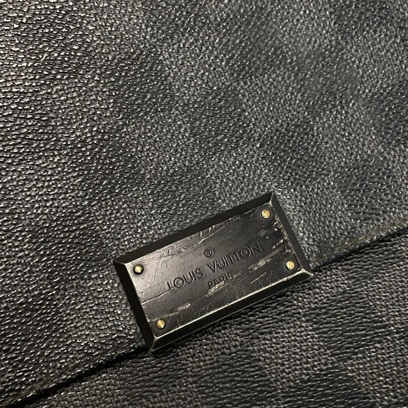 Louis Vuitton Shoulder Bag Damier Graphite Daniel MM N58029