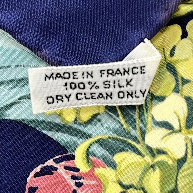 Hermes Scarf Petit Carré Navy and Pink and Multi Regina Silk Pocket Chief