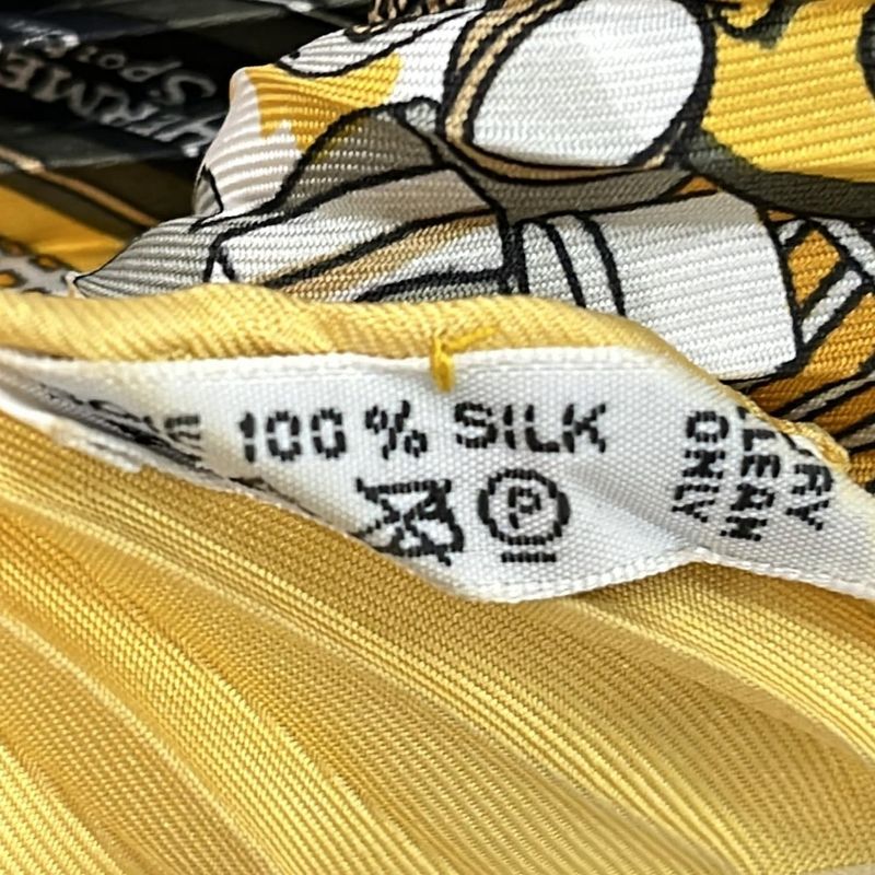 Hermes Scarf Carre Presse Yellow X Brown X Multi L Elegance Et le Confort En