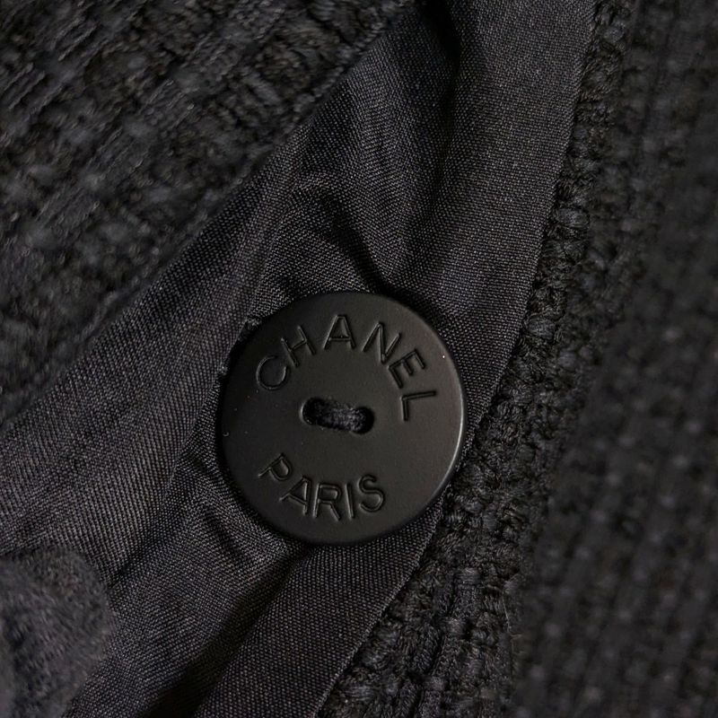 Chanel Lace Collarless Jacket + Skirt Setup Suit P51026 P51027 Size 40 Black