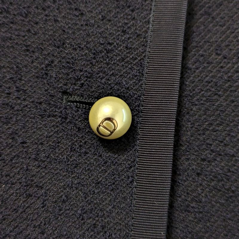 Good 24ss Christian Dior CD Pearl Button Collarless Jacket Skirt Setup Size 42