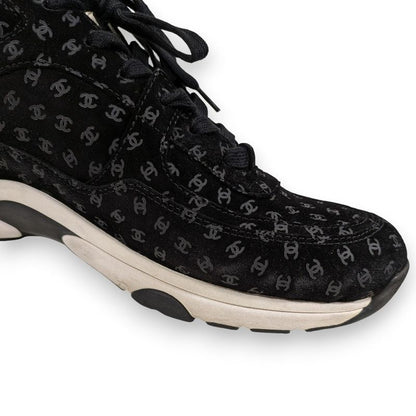 22aw Chanel Coco Mark Print Suede Sneakers G39292 Size 42 Approx 27cm (10.63in)