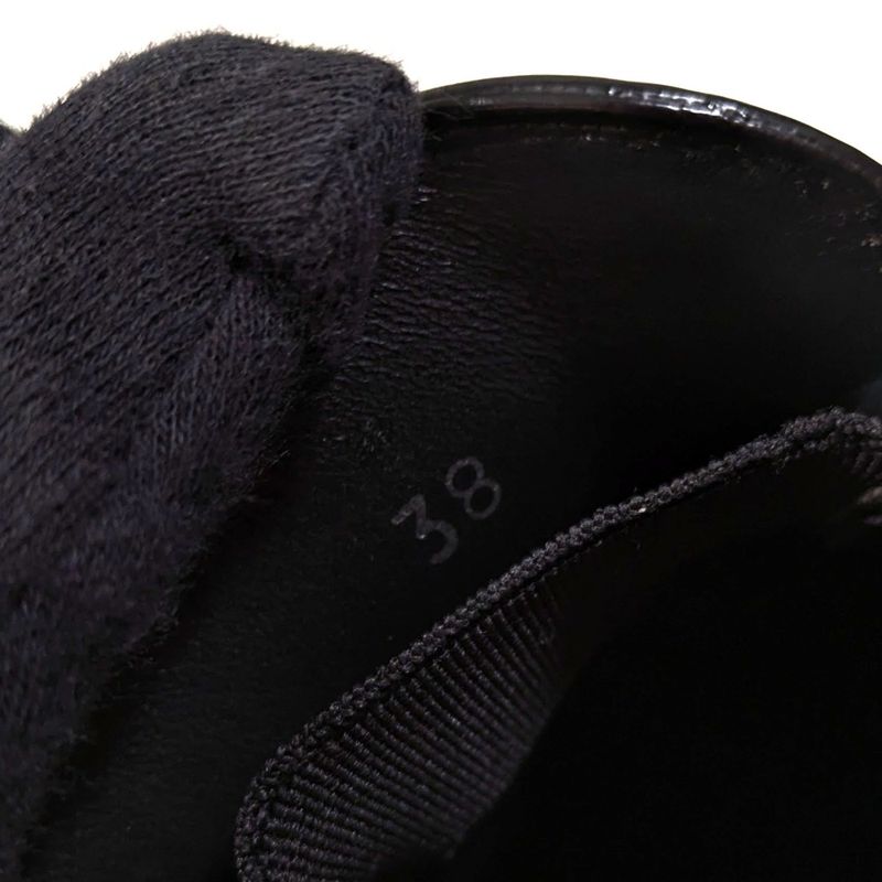 Good Prada Monolith Brushed Leather Pointed Toe Loafers Size 38 Approx 25cm