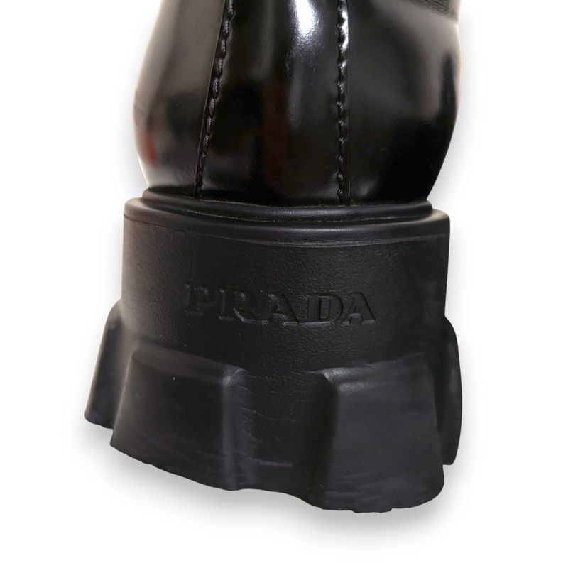Good Prada Monolith Brushed Leather Pointed Toe Loafers Size 38 Approx 25cm