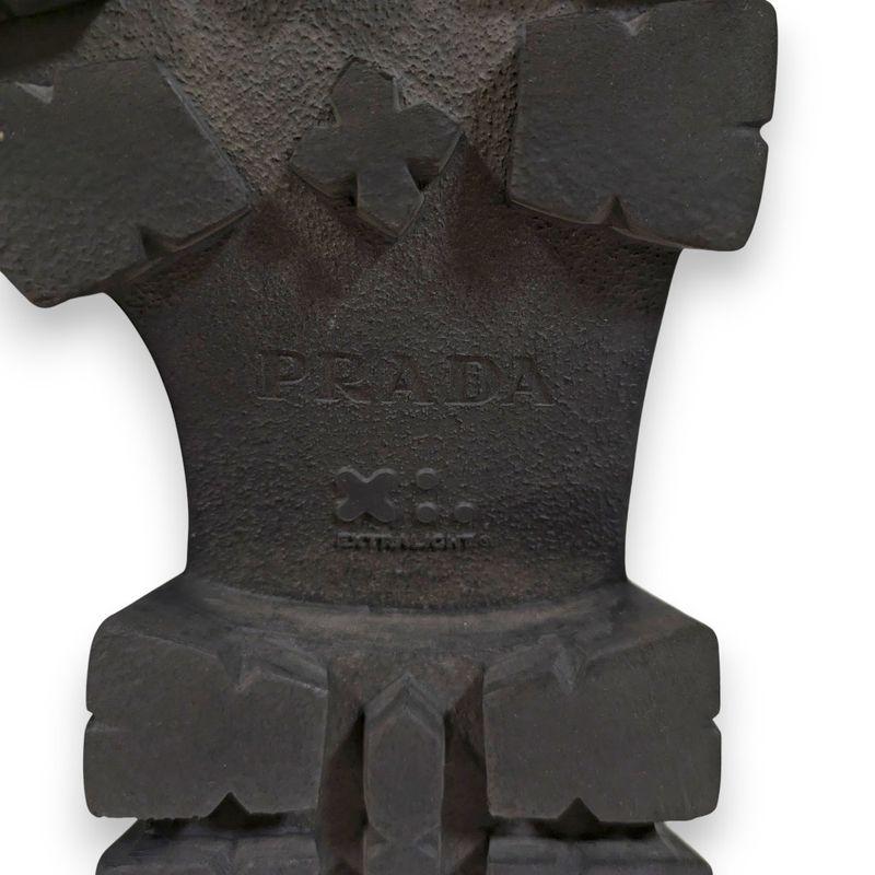 Good Prada Monolith Brushed Leather Pointed Toe Loafers Size 38 Approx 25cm