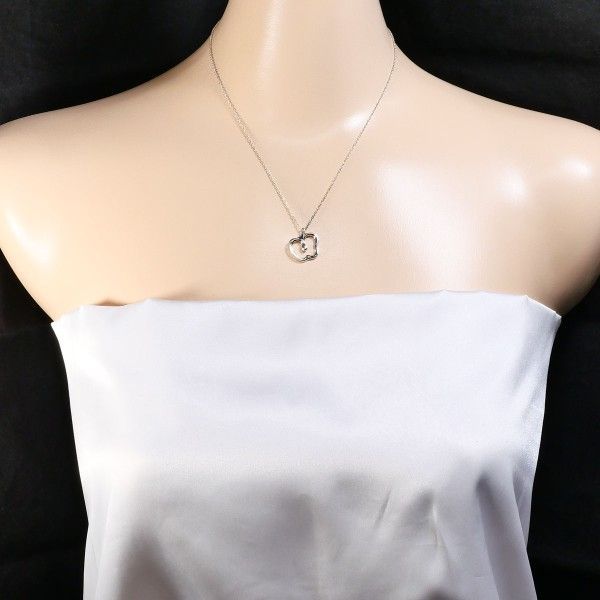 Tiffany & Co Apple Silver Necklace Total Weight Approx 2.6g Approx 40cm