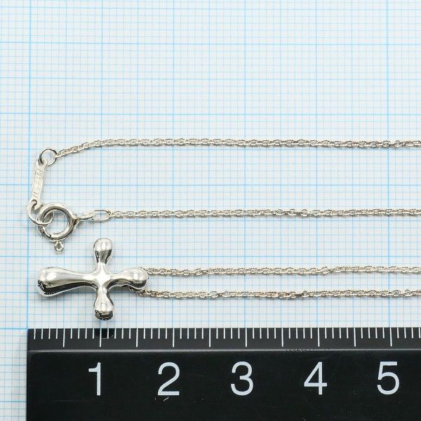 Tiffany & Co Small Cross Silver Necklace Total Weight Approx 2.6g Approx 41cm