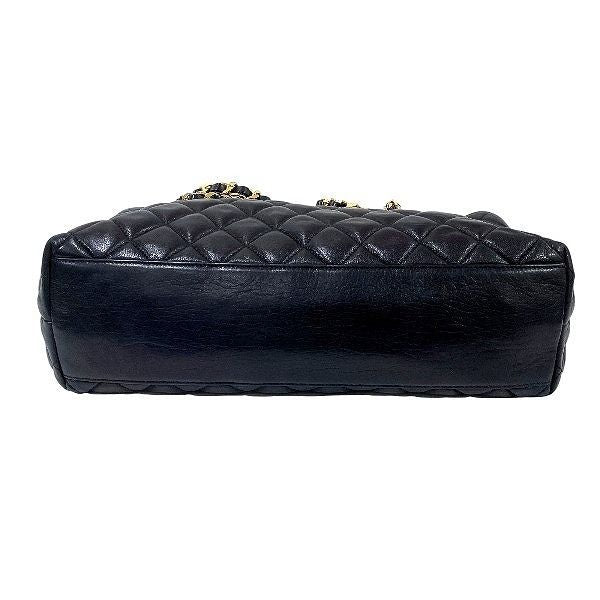 Chanel Matelasse Chain Shoulder Bag Shoulder Bag Ladies