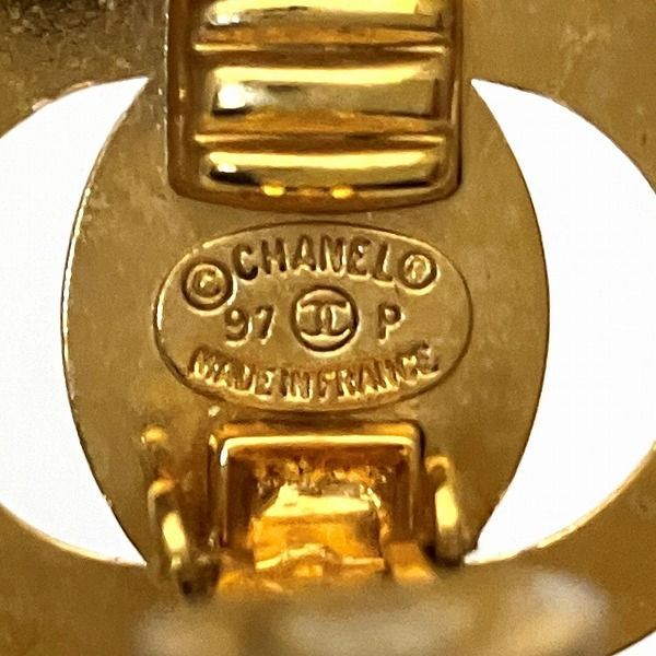 Chanel Coco Mark Round 97p Brand Accessories Earring Women's