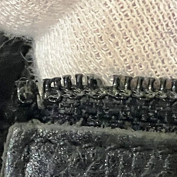 Chanel A01433 Coco Mark Caviar Skin Bifold Wallet Women's