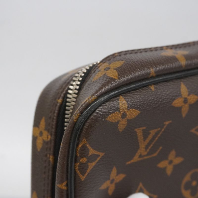 Louis Vuitton Business Bag Monogram Macassar Porte Documents Voyage M40225