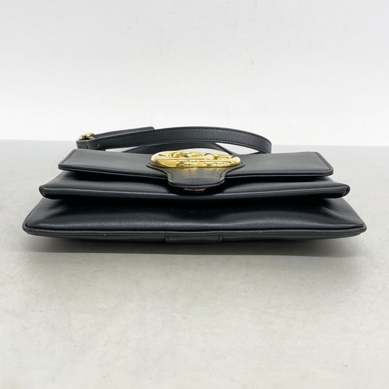 Gucci Shoulder Bag Ggmarmont 550129 Leather Black Gold Hardware Women