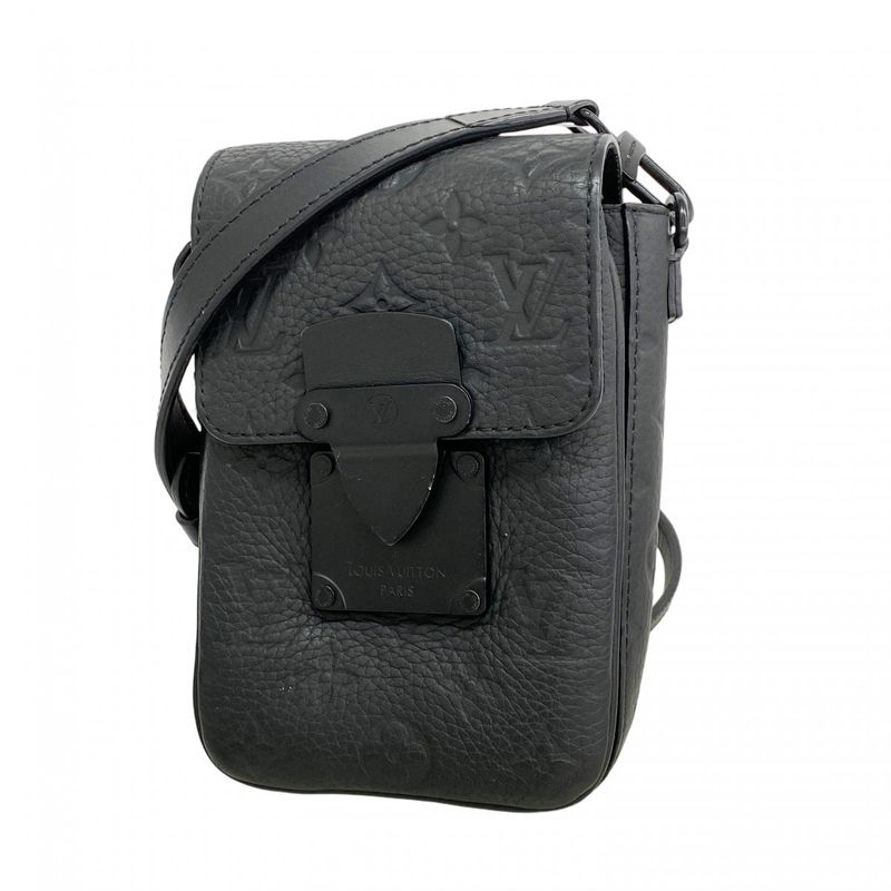 Louis Vuitton Monogram Taurillon S-lock Vertical Wearable Wallet M81524 Noir