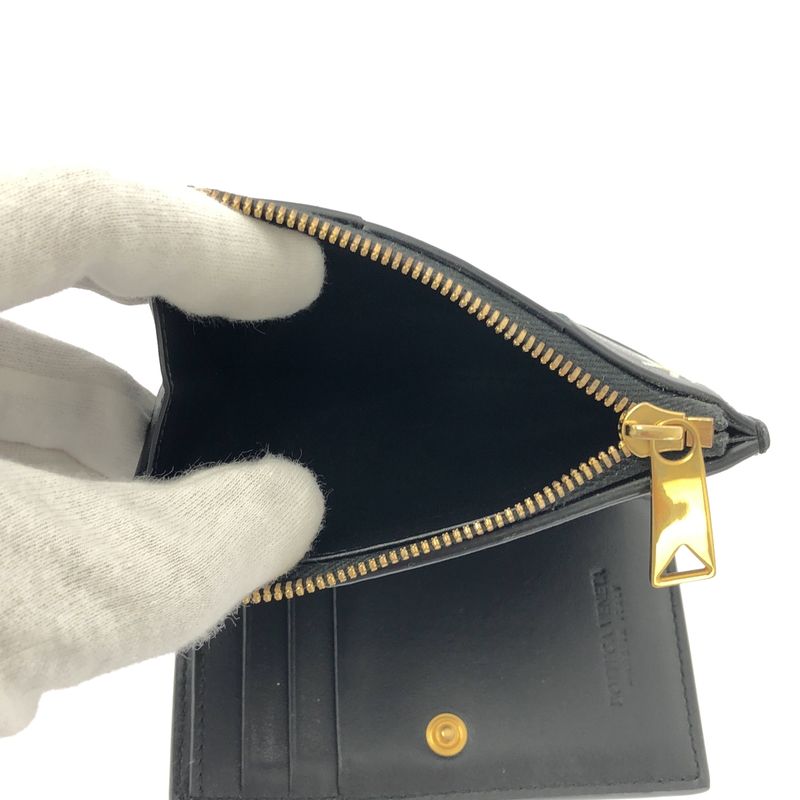 Bottega Veneta - Intrecciato Small Cassette Wallet Fold Wallet - Black - Women's