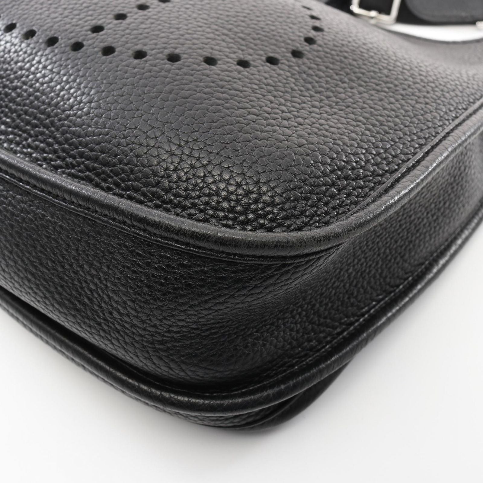 Hermes Shoulder Bag Evelyn 3 Trois Pm Black Leather Evelyn 3pm Black