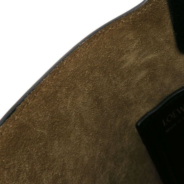 Loewe Pebble Bucket Bag Mini Aanbbbmx 01