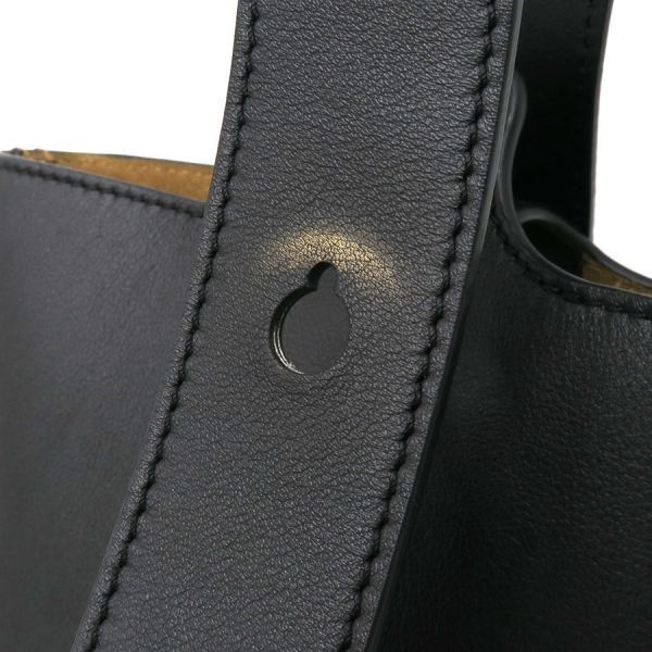 Loewe Pebble Bucket Bag Mini Aanbbbmx 01