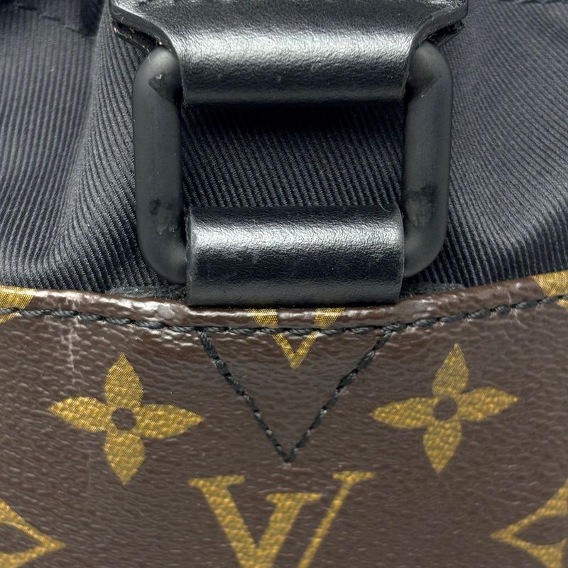Louis Vuitton Shoulder Bag Monogram Chokes
