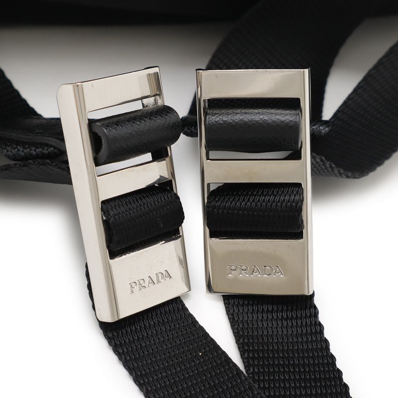 Prada Grommet Triangle Logo Backpack Sac Perforated Nylon Leather Nero Black