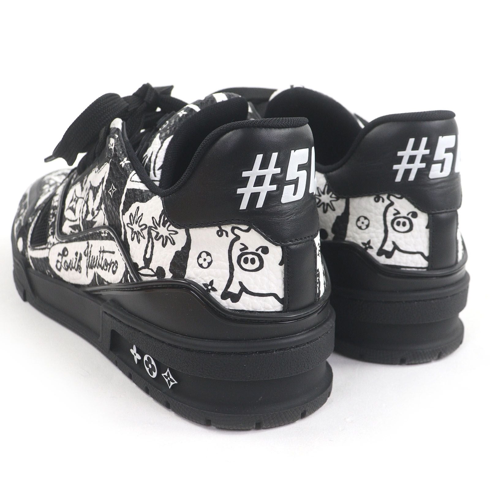 Excellent Condition Louis Vuitton 2022 LV Trainer Line Comic Pattern